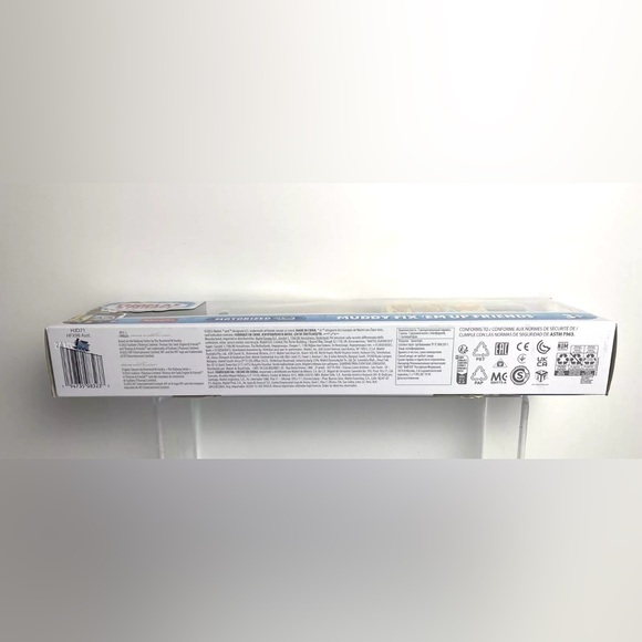 Fisher Price Thomas and Friends Muddy Fix Em Up Friends Motorized Train - Picture 11 of 13